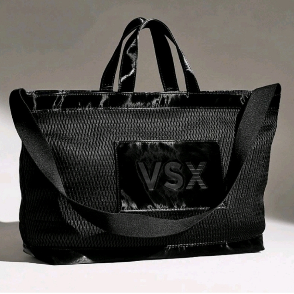 NWT! Victoria's Secret VSX Large Black Mesh Tote Travel Bag Top Zip Closure 2025